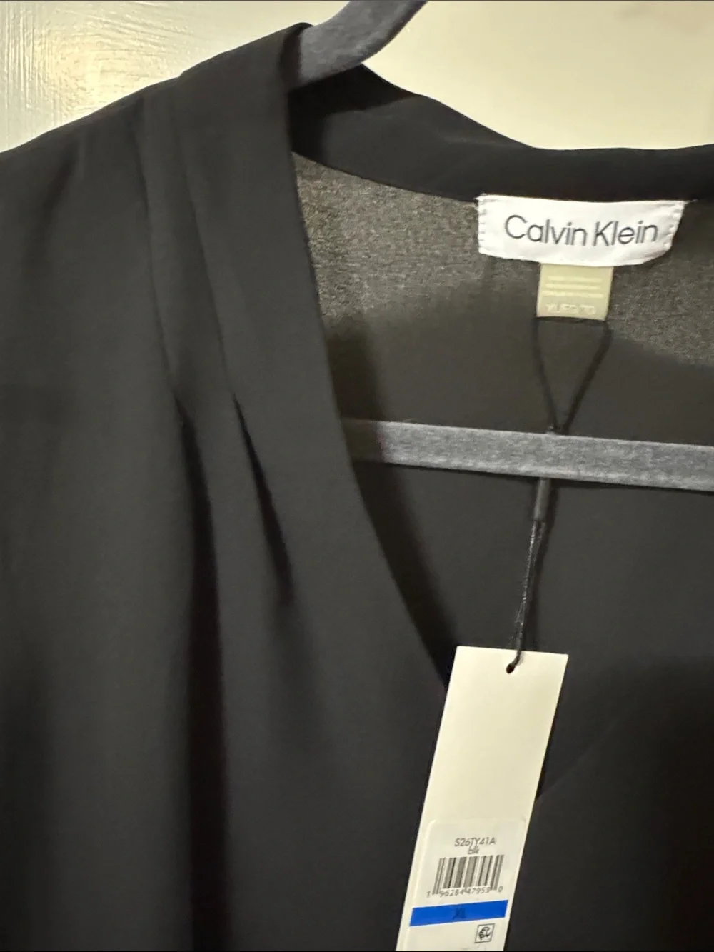 Calvin Klein Black V-Neck Short Sleeve Blouse with Pleat Detail - Picture 8 of 8